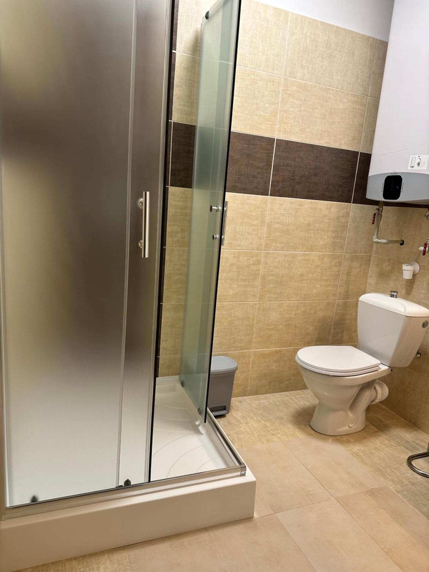 Studia Maxim Appartement Frýdek-Místek Buitenkant foto
